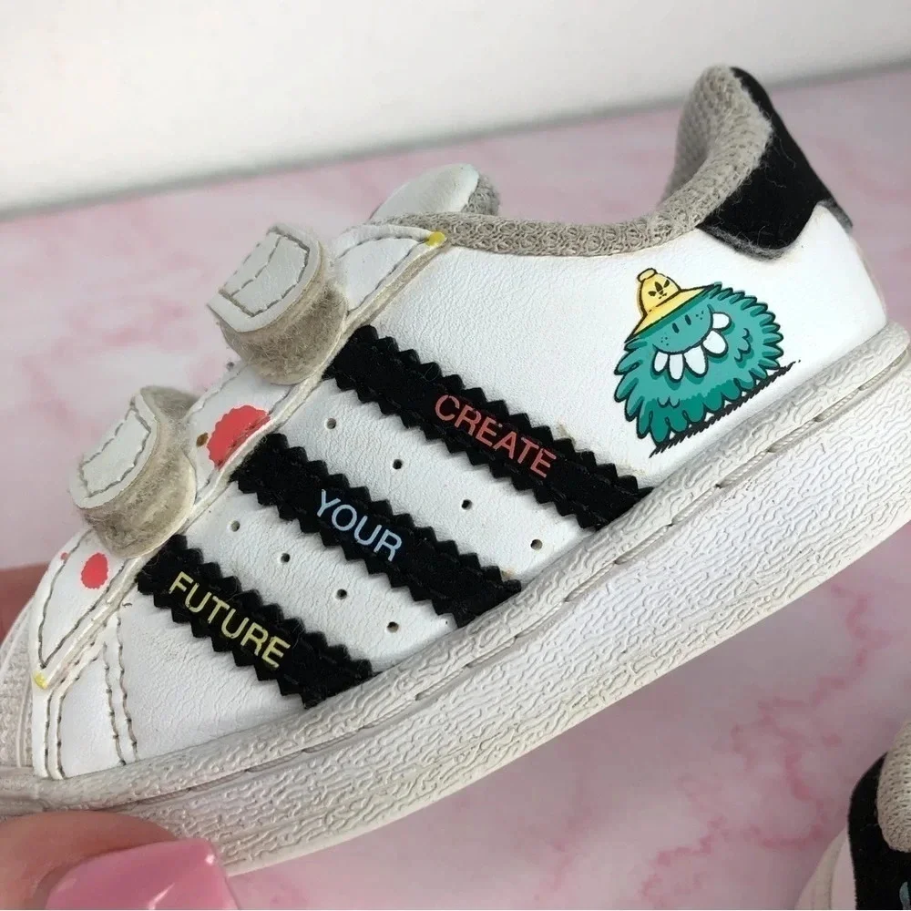 Adidas x Kevin Lyons sneakers‎ Superstar Monster Art size 4 infant